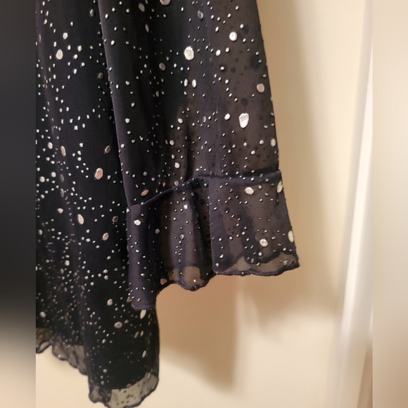 Woman's top - Picture 3 of 6